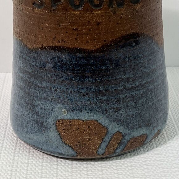 VINTAGE 1977 Stoneware SPOONS Utensil Crock Cobalt Blue Drip Glaze Artist Signed - Picture 7 of 12